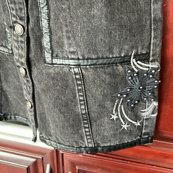 DESIGUAL black wash denim skirt size 28 (US8) - Picture 9 of 15